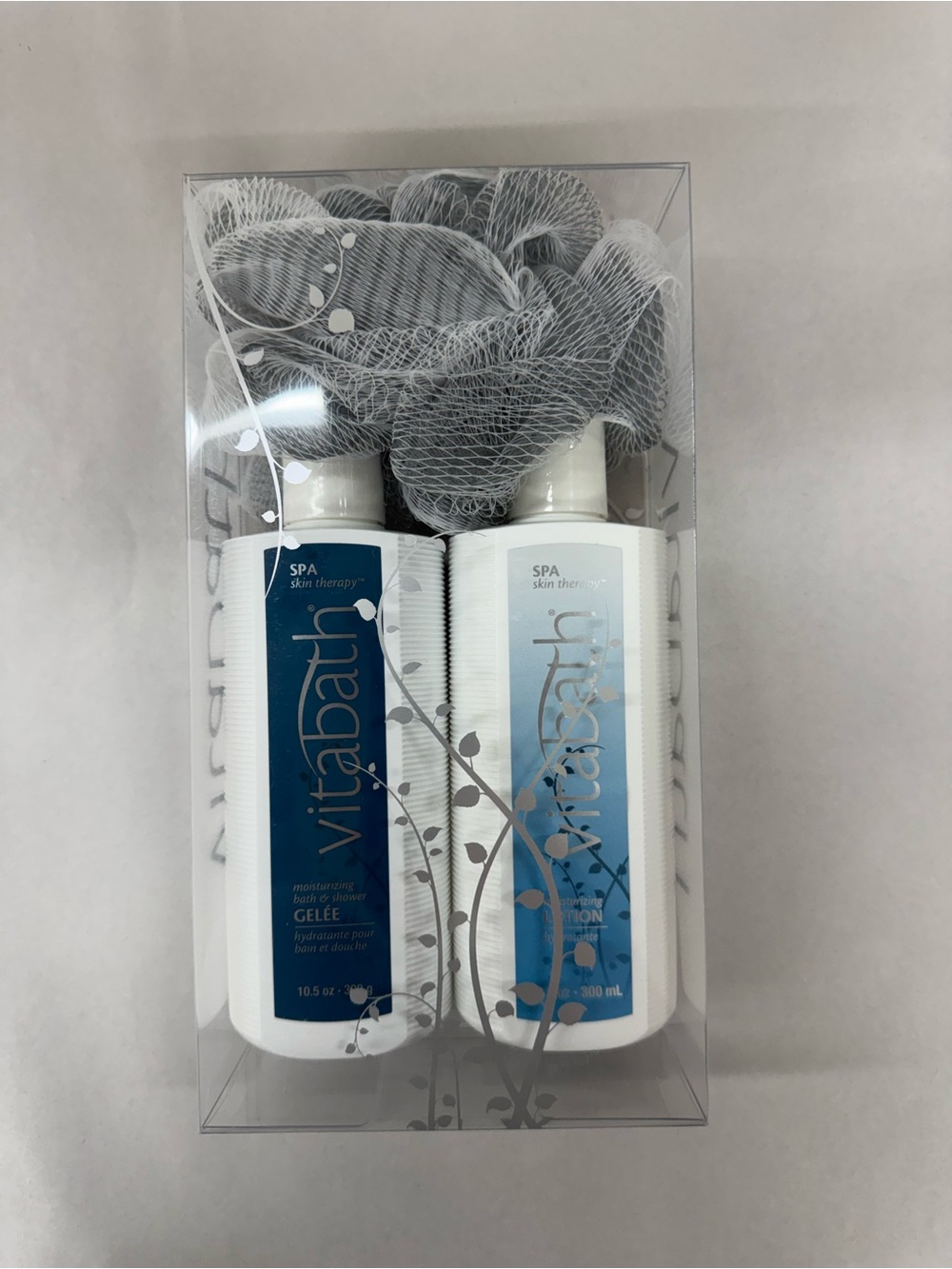 Vitabath “ spa skin therapy” every day set with grey pouf.
